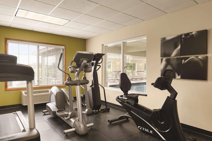 Country Inn & Suites by Radisson Mankato Hotel and Conference Center, MN