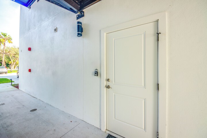Labelle Apartment Close to Parks!