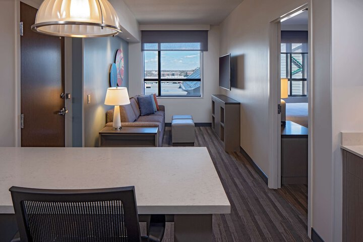 Room 16 of 52