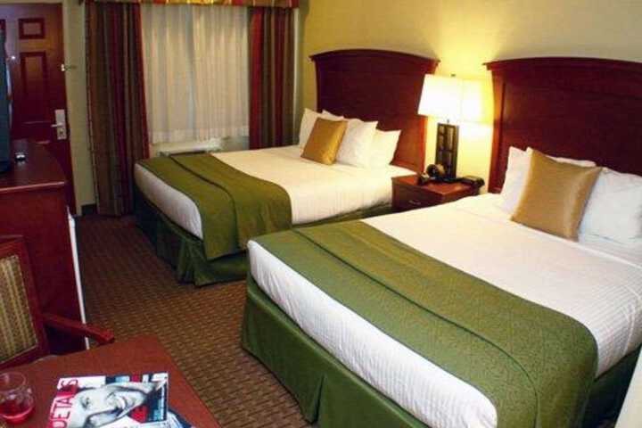Quality Inn & Suites Santa Cruz Mountains