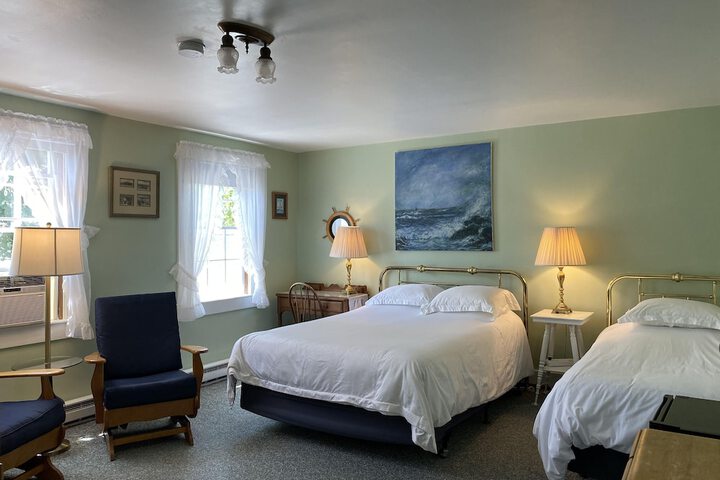 Room 17 of 60