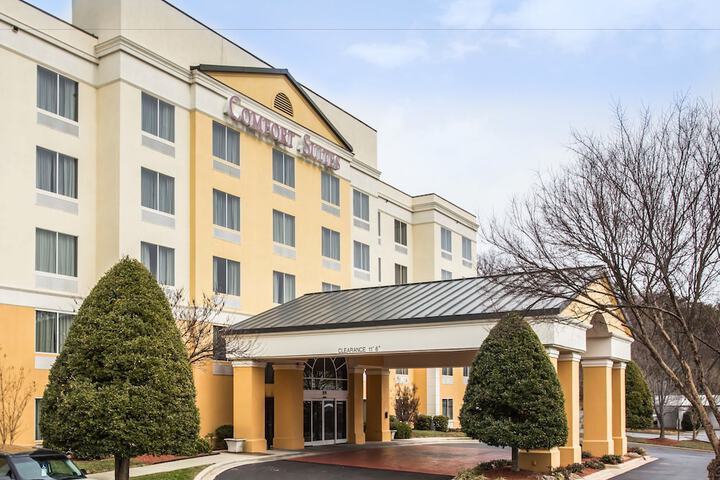 Hotel 4 of 52