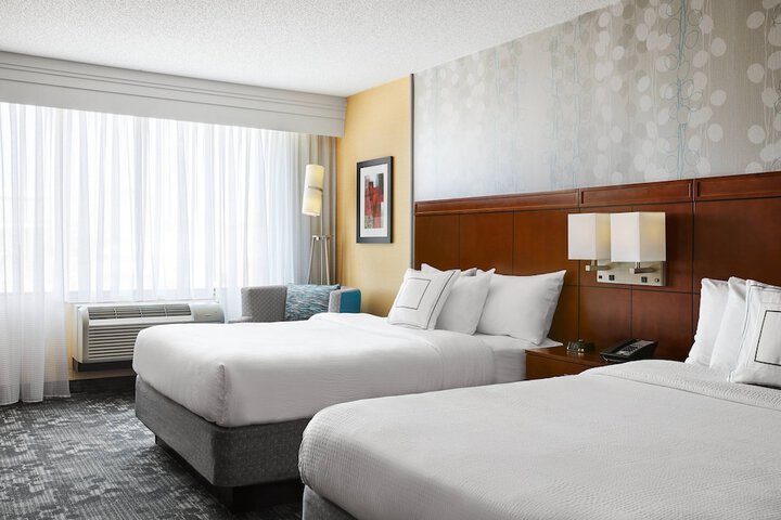 Room 16 of 39
