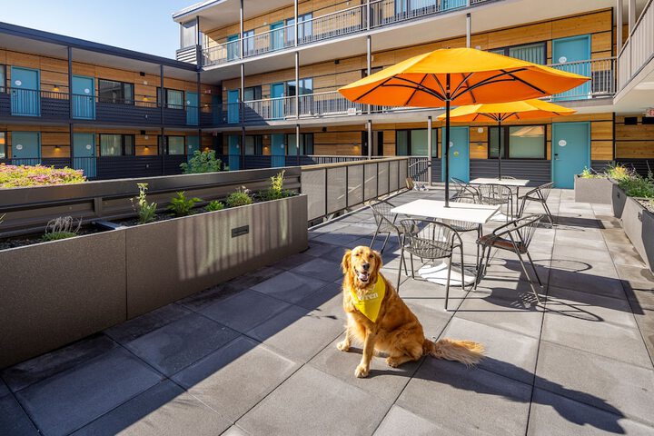 Hotel Exterior 61 of 61