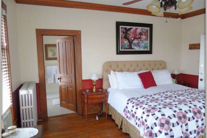 Room 11 of 17