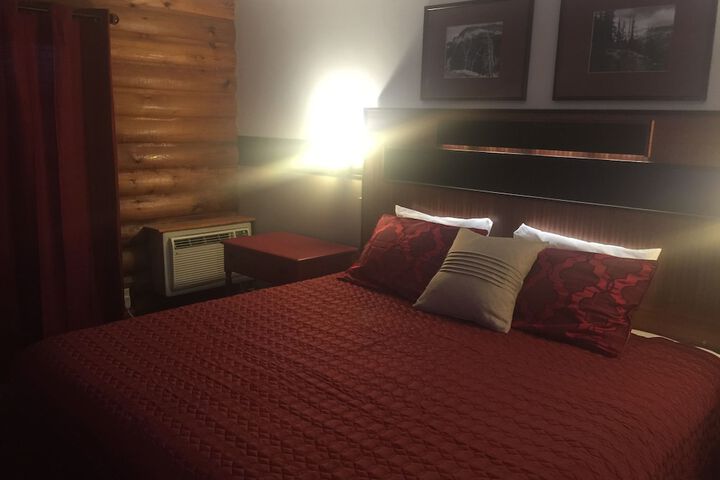 Room 27 of 98