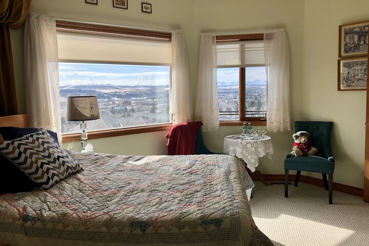 Rocky Mountain View B & B