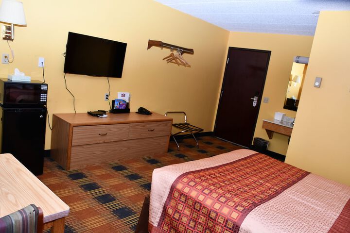 Room 18 of 39