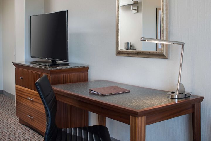 DoubleTree by Hilton Denver Tech Center