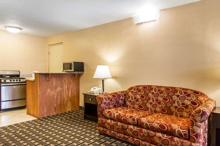 Room 20 of 43