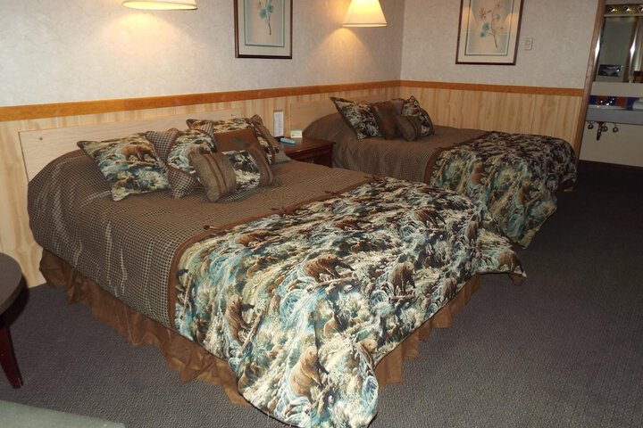 Room 9 of 24