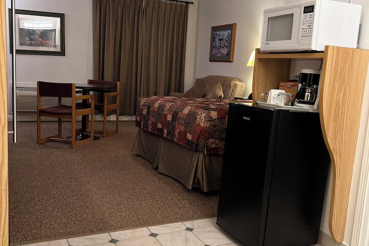 Room 12 of 15