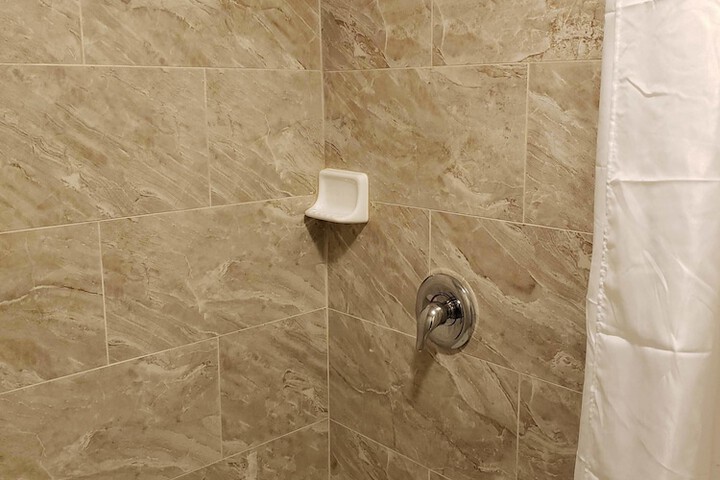 Room 14 of 49
