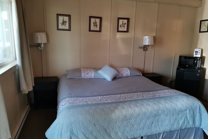 Cedars Motel
