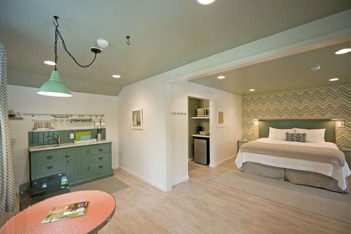 Room 35 of 57