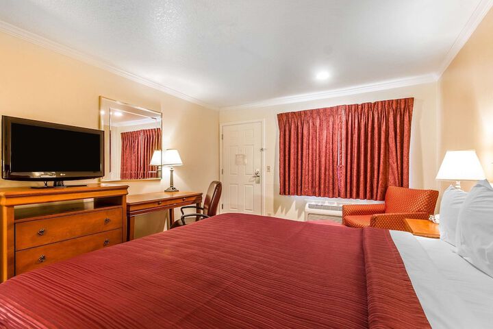 Room 22 of 47
