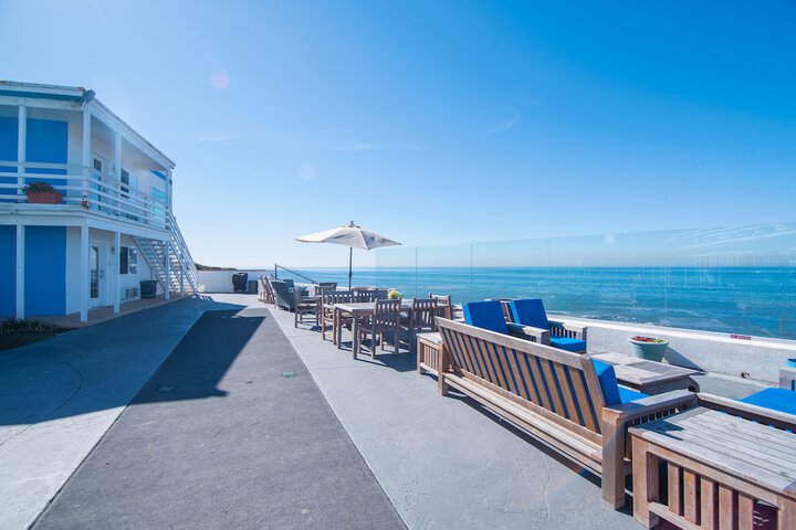 Sundeck 48 of 56