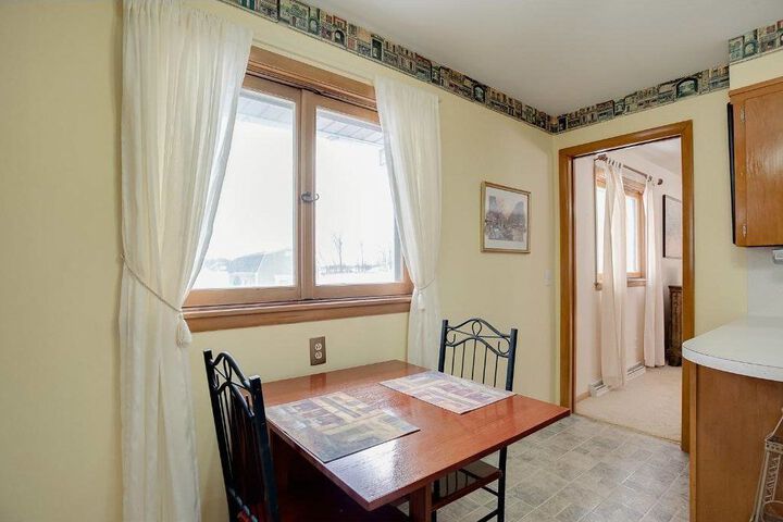 3-Bedroom Lakefront House