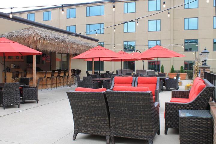 Crowne Plaza Chicago-Northbrook by IHG
