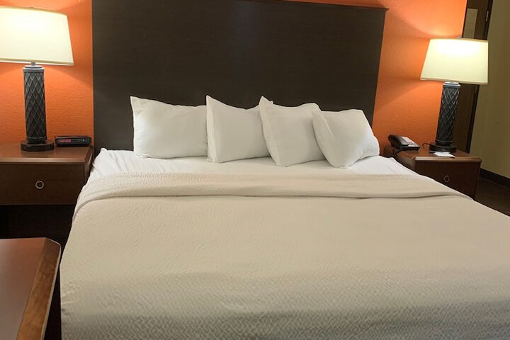 Room 26 of 54