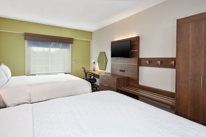 Room 28 of 53