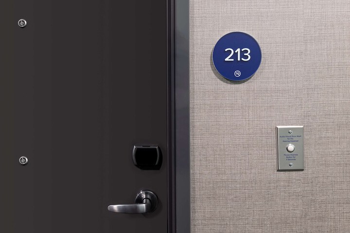 Room 10 of 46