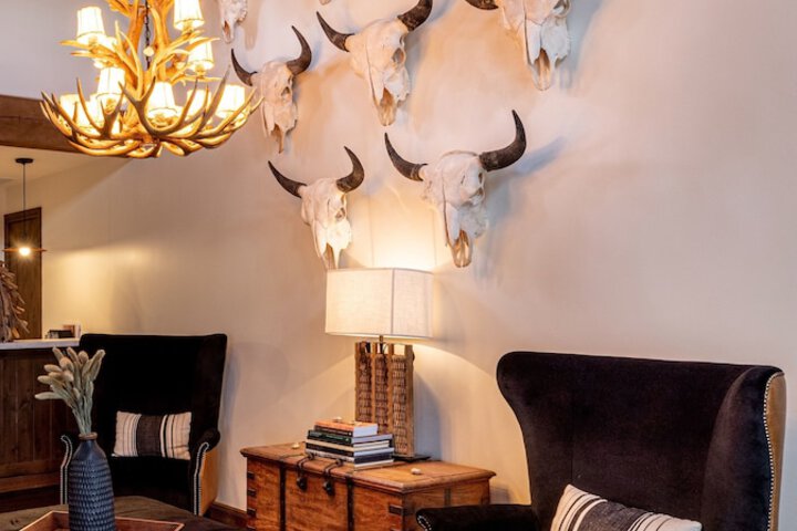 Bishops Lodge Auberge Collection