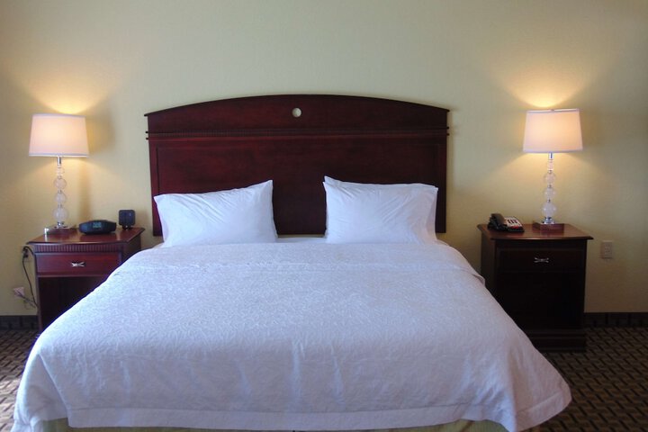 Room 21 of 37