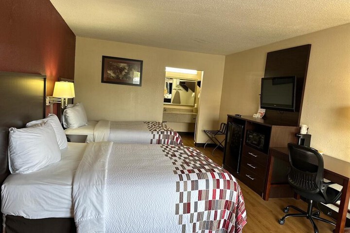 Room 14 of 14