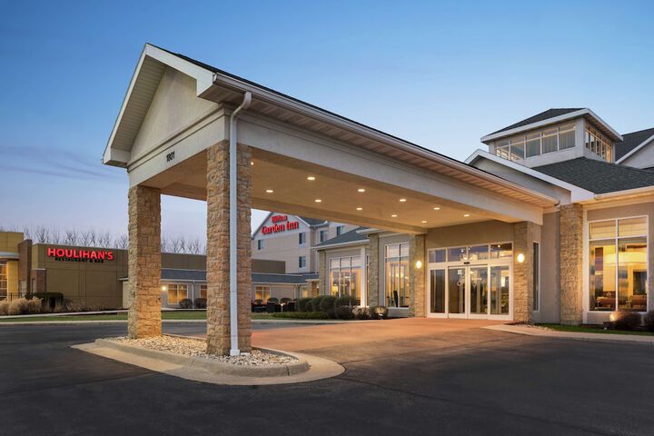 Hotel 2 of 39