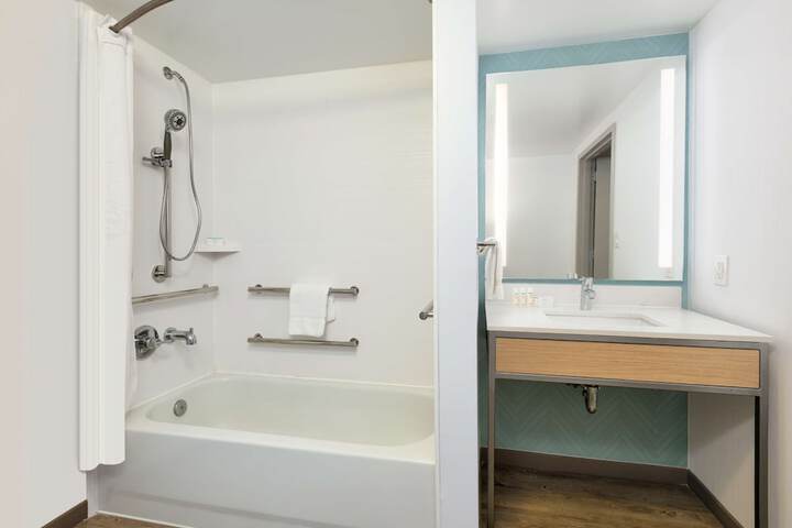 Hilton Garden Inn Irvine East / Lake Forest