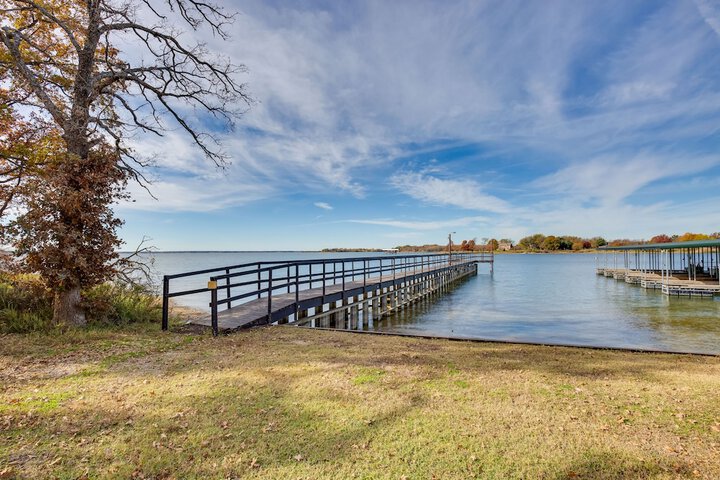 On-site Boat Ramp: Pet-friendly Kerens Studio!