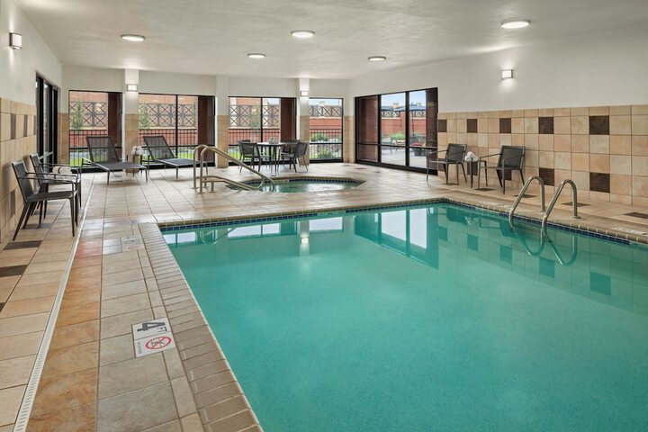 Courtyard Minneapolis St. Paul / Roseville by Marriott