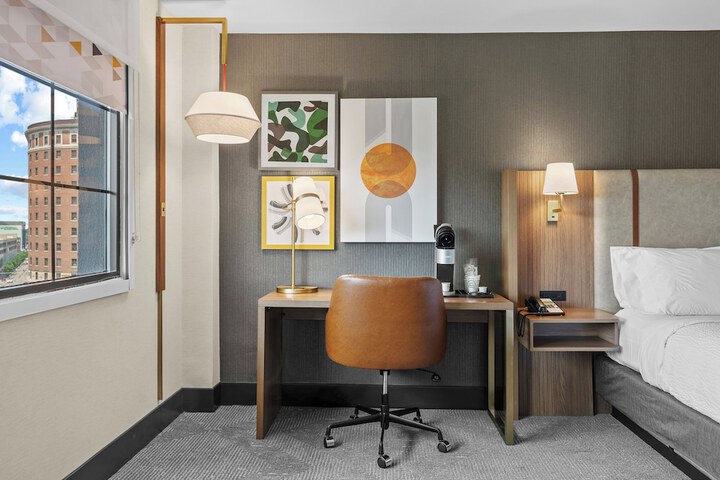 Room 81 of 129