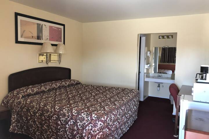 Room 20 of 25