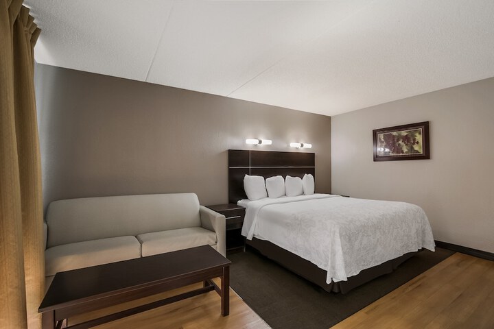 Room 36 of 54