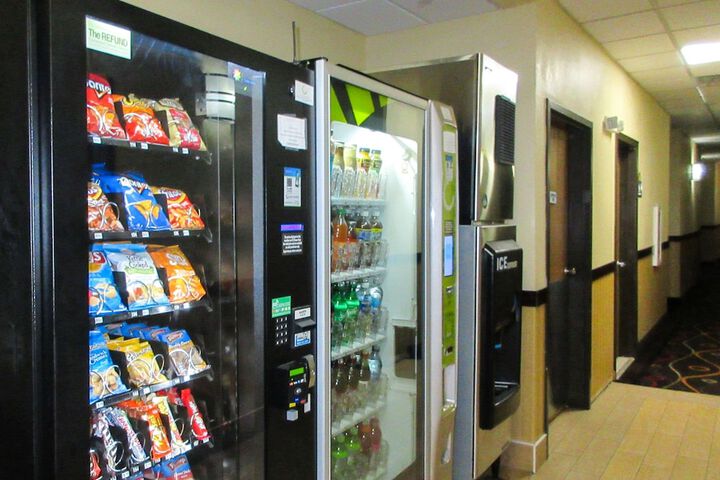 Quality Inn & Suites Benton Harbor - St. Joseph