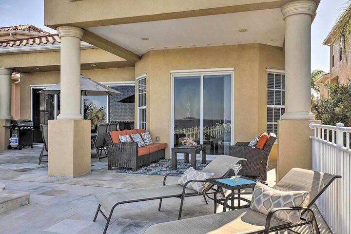 Waterfront Gem w / Pool & Dock in Apollo Beach