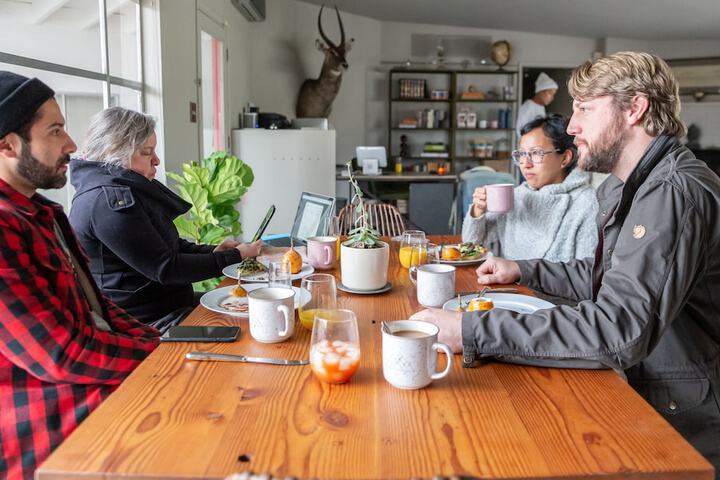 Breakfast/Coffee Service 51 of 85