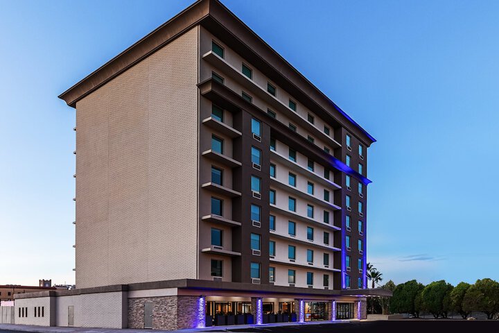 Hotel 6 of 41