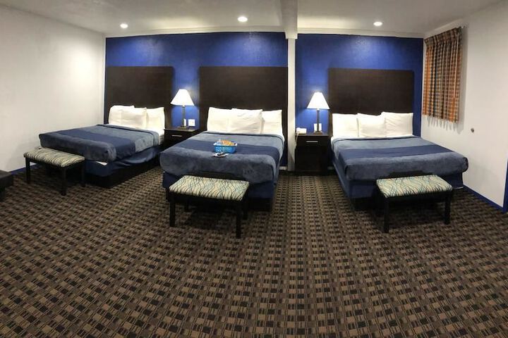 Room 18 of 47