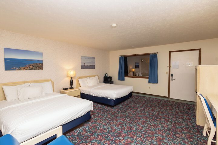 Cedar Motor Inn
