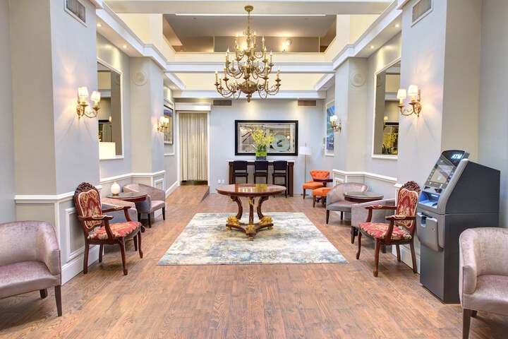 The Roslyn Tapestry Collection by Hilton