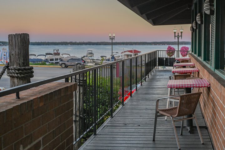 Harbor Shores on Lake Geneva