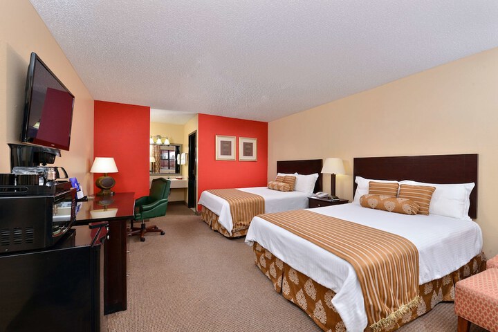 Room 14 of 25