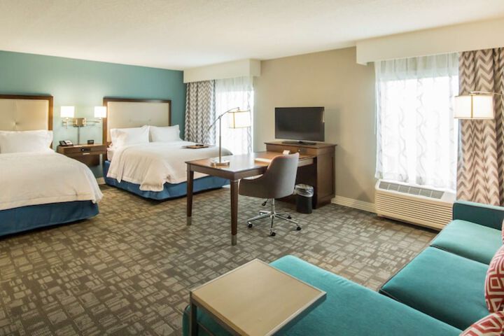 Room 12 of 40