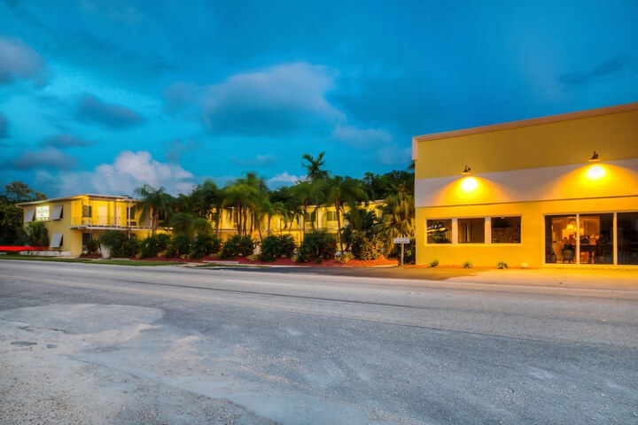 Hotel 5 of 24