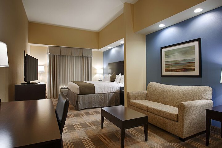 Room 12 of 21