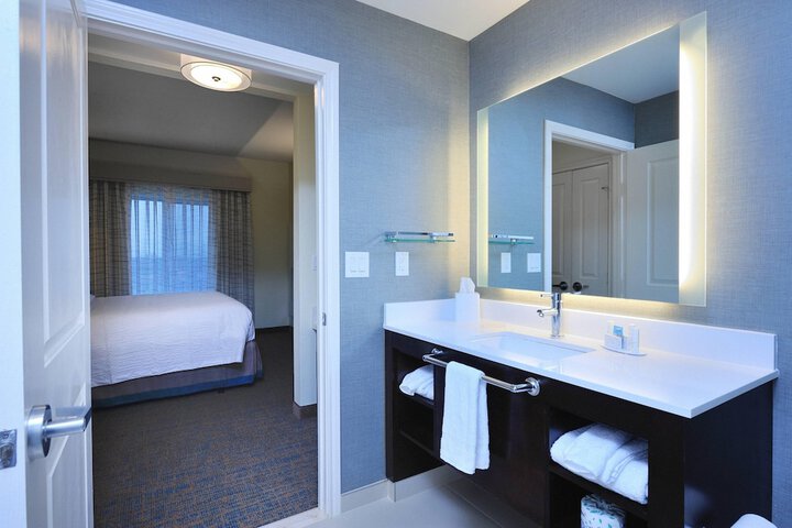 Room 11 of 29