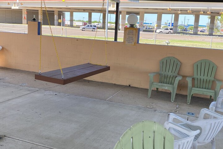 Executive Inn and Suites